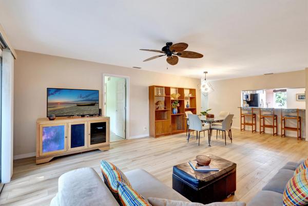 Surf Way, 3110 Surf Way #4, Riviera Beach, Florida 33404, image 1