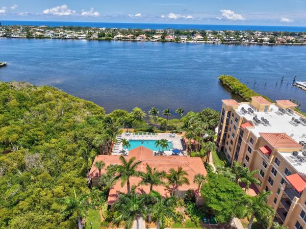 Hypoluxo's Mariner's Cay, 700 Scotia Dr #202, Hypoluxo, Florida 33462, image 1