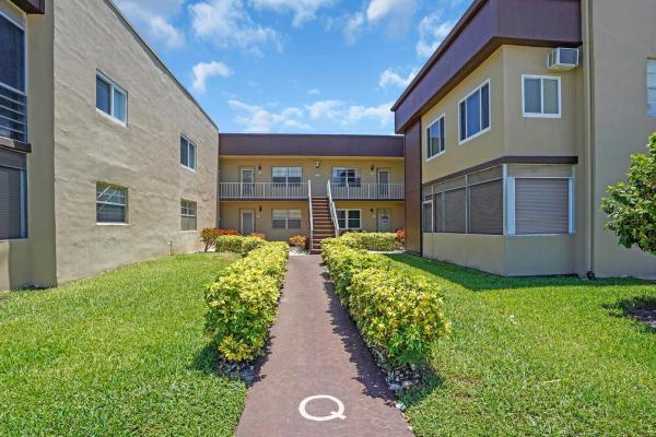 Burgundy At Kings Point, 810 Burgundy #Q, Delray Beach, Florida 33484, image 1
