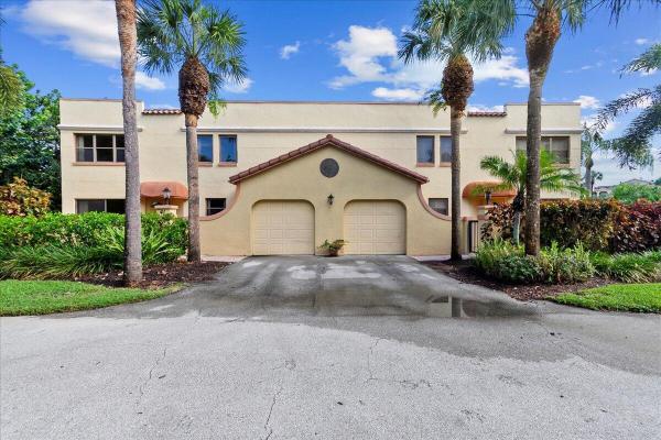 Uno Lago, 41 Uno Lago Dr, Juno Beach, Florida 33408, image 1