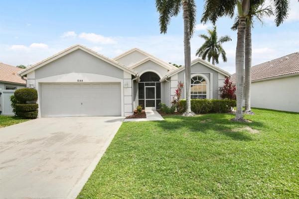 The Estates At Oak Hamlet, 1644 Oak Berry Cir, Wellington, Florida 33414, image 1