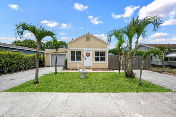 Greenacres No HOA, 124 Jackson Ave, Greenacres, Florida 33463, image 1
