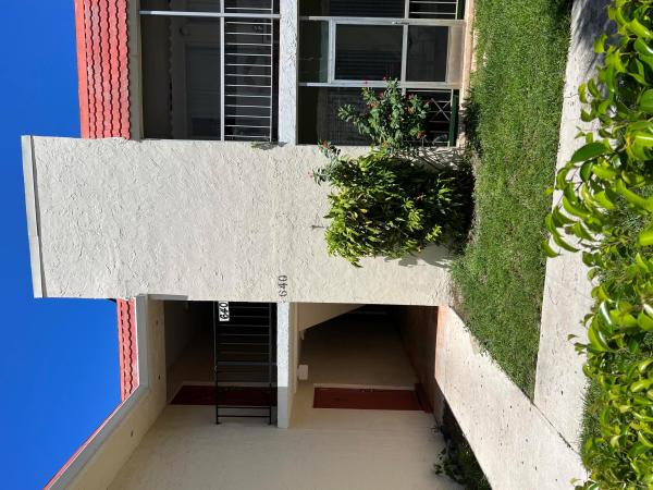 Spanish Oaks Of Boca, 640 NW 13th St #16, Boca Raton, Florida 33486, image 1