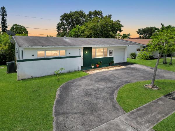 Sunrise Golf Village, 8650 NW 29th St, Sunrise, Florida 33322, image 1