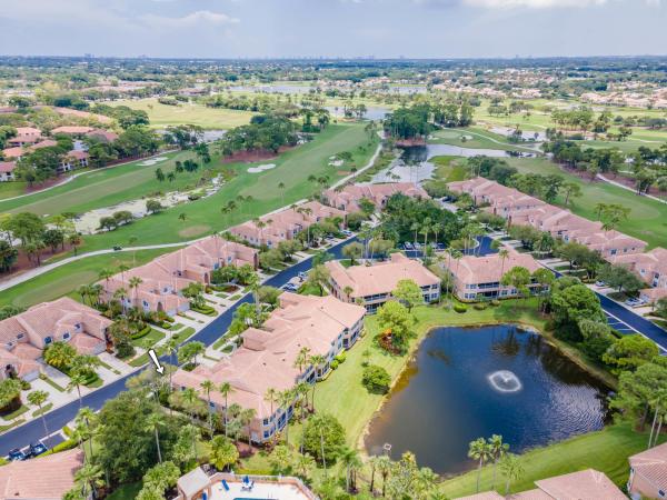 Legends, 208 Legendary Cir, Palm Beach Gardens, Florida 33418, image 1