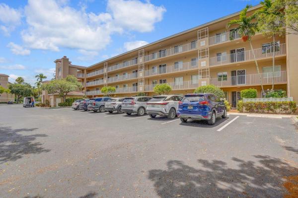 5874 Crystal Shores Dr #308, Boynton Beach, Florida 33437, image 1
