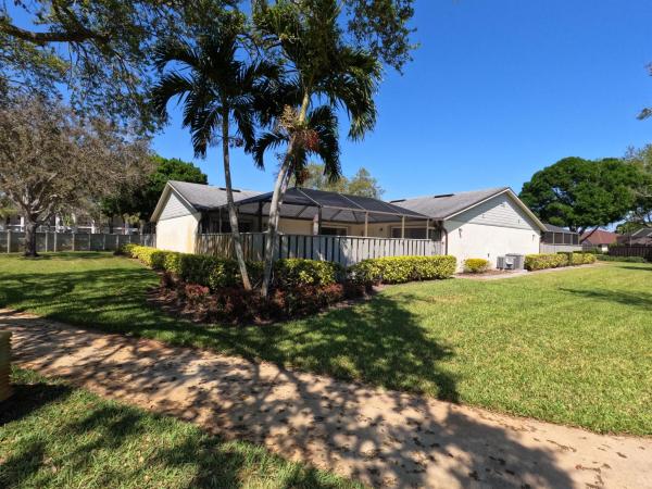 1713 Mariners Cv #7, Fort Pierce, Florida 34950, image 1