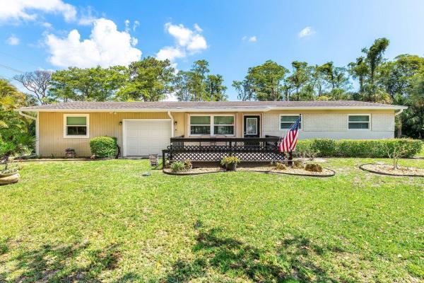 Square Lake, 4971 N Kay St, Palm Beach Gardens, Florida 33418, image 1