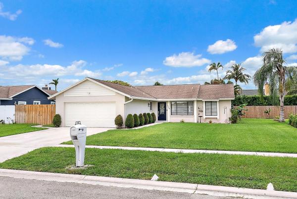 Huntington Woods, 110 Parkwood Dr, Royal Palm Beach, Florida 33411, image 1