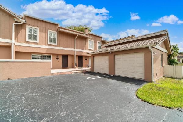 Deer Run Springs, 4341 Coral Springs Dr #1g, Coral Springs, Florida 33065, image 1