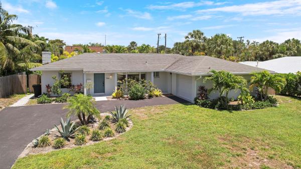 Country Club, 744 Evergreen Dr, North Palm Beach, Florida 33408, image 1