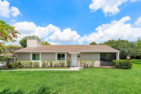 15798 Woodgate Ct #E, Sunrise, Florida 33326, image 1