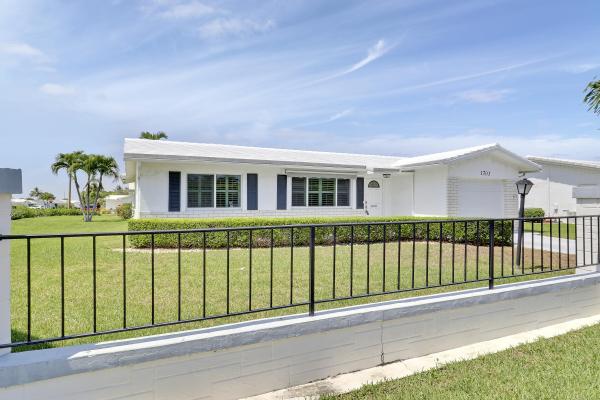 Palm Beach Leisureville, 1703 SW 22nd Way, Boynton Beach, Florida 33426, image 1