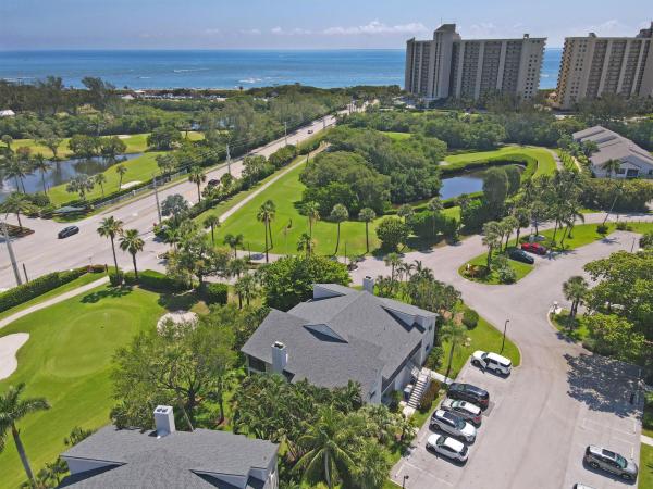 102 Clubhouse Cir, Jupiter, Florida 33477, image 1