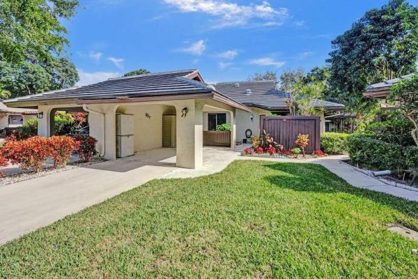 Banyan Springs Patio Villas, 10112 Marwood Pl, Boynton Beach, Florida 33437, image 1