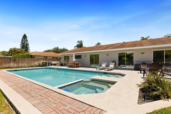 Pheasant Walk, 4114 Bay Laurel Way, Boca Raton, Florida 33487, image 1