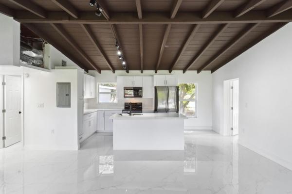 Lauderdale Manors, 1530 NW 18th Ct, Fort Lauderdale, Florida 33311, image 1