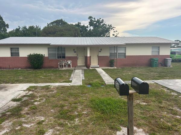 San Lucie Plaza, 2536 Seneca Ave, Fort Pierce, Florida 34946, image 1