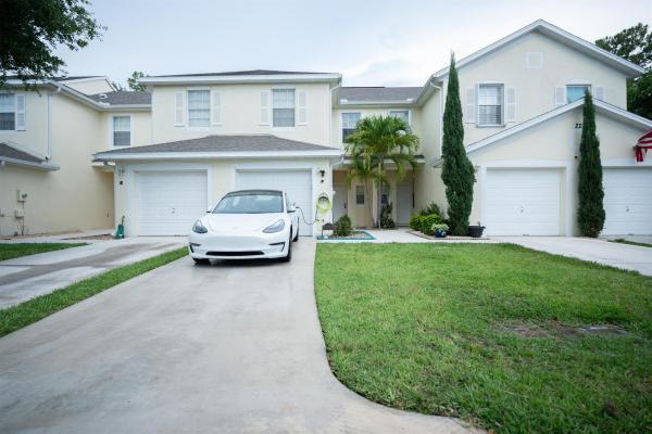 The Charter Club Of Palm Beach, 224 Foxtail Dr #F, Greenacres, Florida 33415, image 1