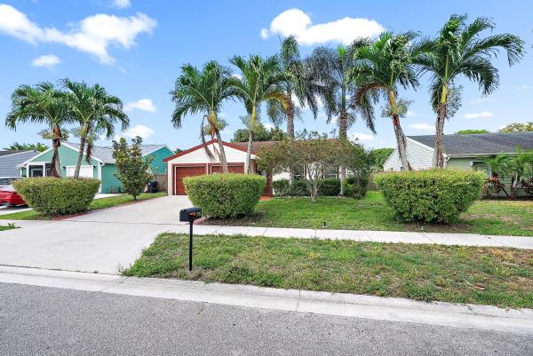 Countrywood, 7894 S Blairwood Cir, Lake Worth, Florida 33467, image 1