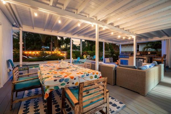 Lake Worth Town, 1222 N Palmway, Lake Worth Beach, Florida 33460, image 1