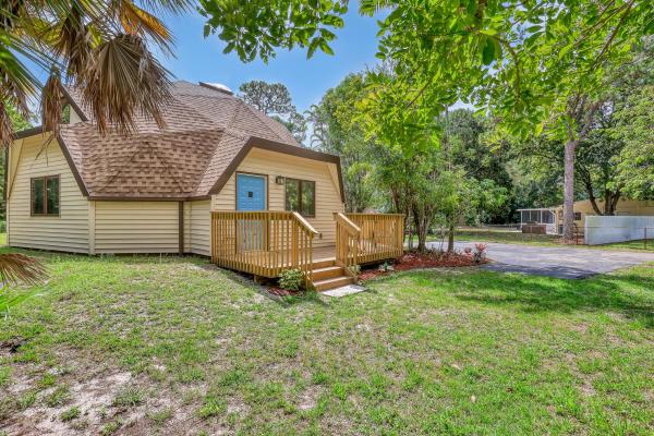 Haverhill No HOA, 1130 Melinda Ln, Haverhill, Florida 33417, image 1