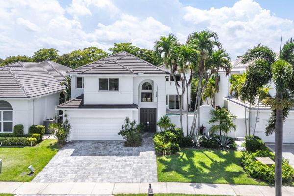 Regents Square Of Woodfield Country Club, 5779 Regency Cir, Boca Raton, Florida 33496, image 1