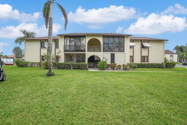 Pine Ridge South 3, 331 Knotty Pine Cir #C-1, Greenacres, Florida 33463, image 1