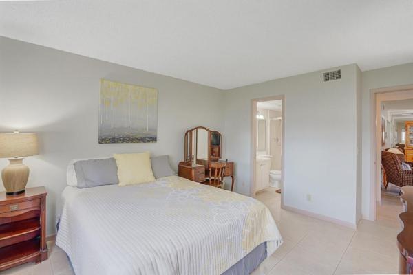 Pine Ridge South 3, 331 Knotty Pine Cir #C-1, Greenacres, Florida 33463, image 1