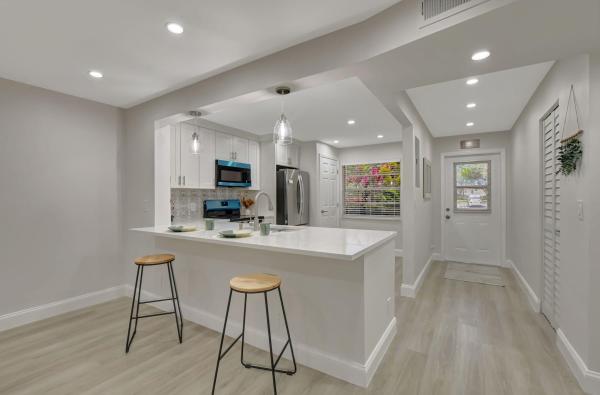 Abbey Village, 25 Abbey Ln #103, Delray Beach, Florida 33446, image 1