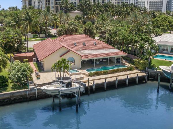 Palm Beach Isles, 3819 N Ocean Dr, Riviera Beach, Florida 33404, image 1