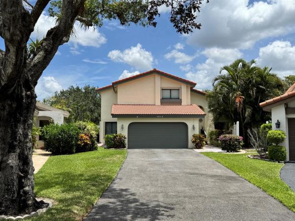 Green Glen 2 The Mews At Indian Spring, 5625 Lakeview Mews Ct, Boynton Beach, Florida 33437, image 1