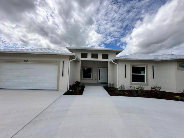 Hidden Oaks, 2596 SW Edgarce St, Port St. Lucie, Florida 34953, image 1