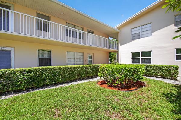 Dorchester At Century Village, 216 Dorchester J, West Palm Beach, Florida 33417, image 2