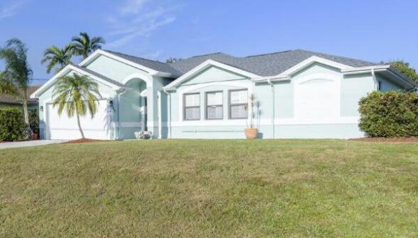 389 SE Whitmore Dr, Port St. Lucie, Florida 34984, image 1