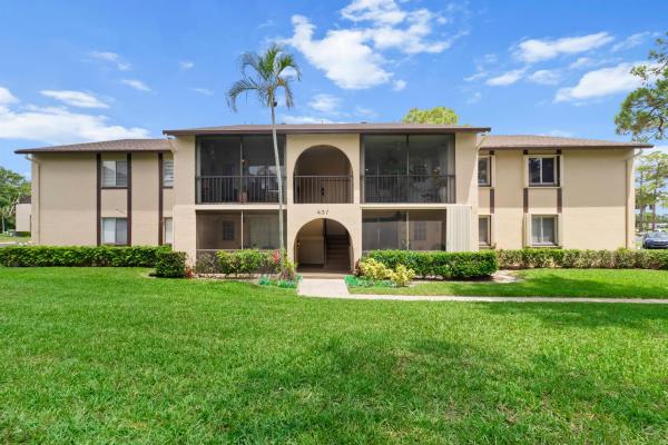 Pine Ridge South 4, 437 Pine Glen Ln #B-2, Greenacres, Florida 33463, image 1