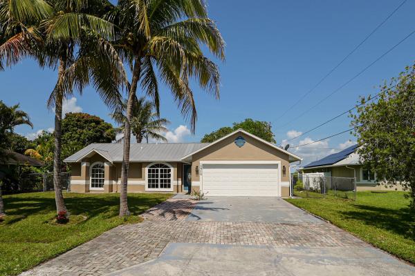 Sandhill Crossing, 2514 SE Lakewood St, Port St. Lucie, Florida 34952, image 1