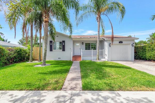 College Park, 305 Vanderbilt Dr, Lake Worth Beach, Florida 33460, image 1
