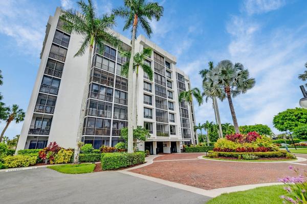 Willow Wood Midrise At Boca Country Club, 6895 Willow Wood Dr #1023, Boca Raton, Florida 33434, image 1