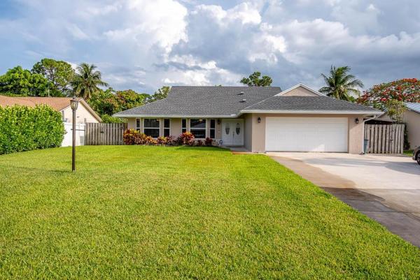 Delray Garden Estates, 5290 Pine Tree Dr, Delray Beach, Florida 33484, image 1