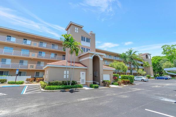 5746 Crystal Shores Dr #206, Boynton Beach, Florida 33437, image 1