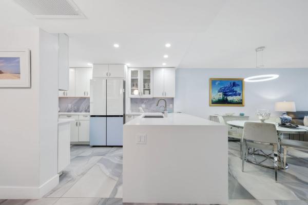 Boca Bayou, 12 Royal Palm Way #Unit 605, Boca Raton, Florida 33432, image 1