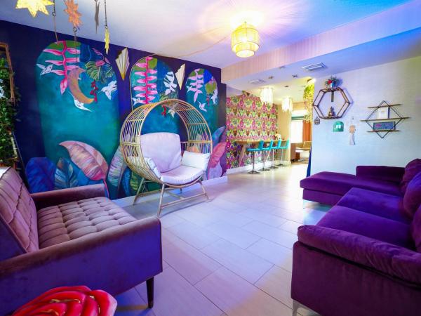 Palm Beach Cabana Colony, 3664 Gull Rd, Palm Beach Gardens, Florida 33410, image 1