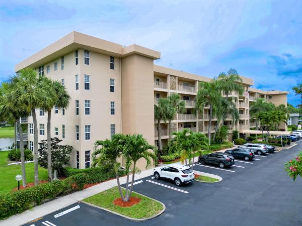 Palm-Aire Country Club 10, 4030 W Palm Aire Dr #506, Pompano Beach, Florida 33069, image 1
