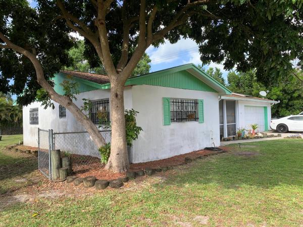 Grandview Gardens, 702 Grandview Blvd, Fort Pierce, Florida 34982, image 1