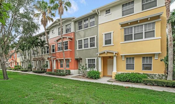 CitySide, 1727 San Benito Way #7, West Palm Beach, Florida 33401, image 1
