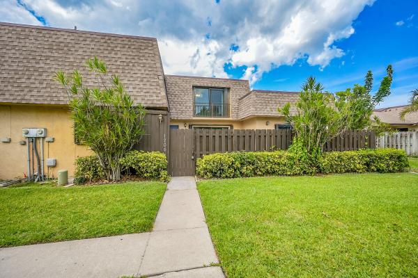 Waterview Estates, 1204 Waterview Cir, Palm Springs, Florida 33461, image 1