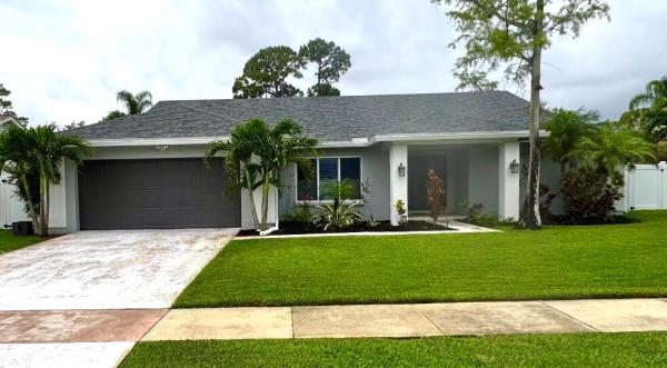 Sugar Pond Manor, 14068 Greentree Dr, Wellington, Florida 33414, image 1