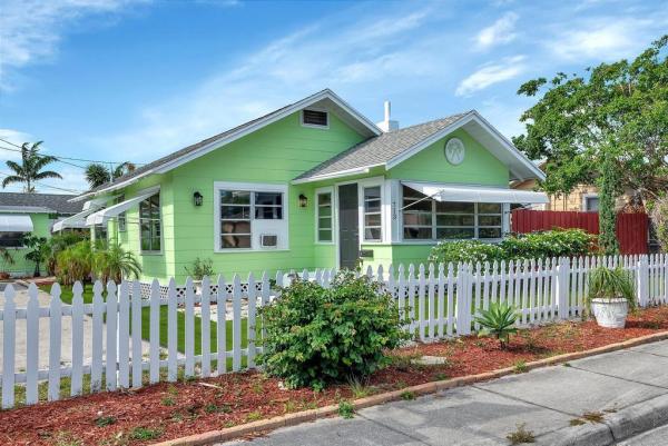 Lake Worth Town, 713 10th Ave, Lake Worth Beach, Florida 33460, image 1