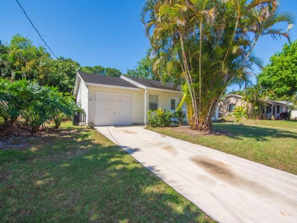Northport Village, 526 NW Kingston St, Port St. Lucie, Florida 34983, image 1